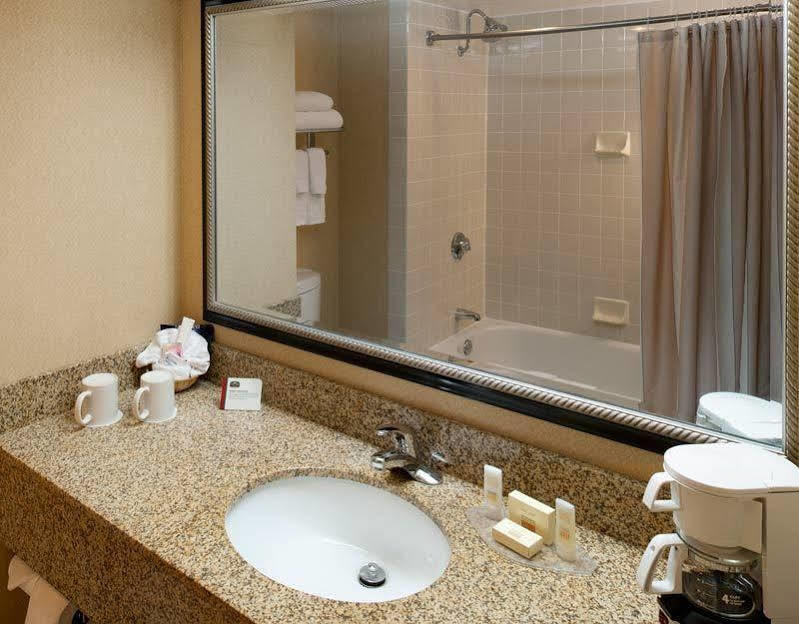 Hotel Courtyard By Marriott Cypress Anaheim / Orange County Exterior foto